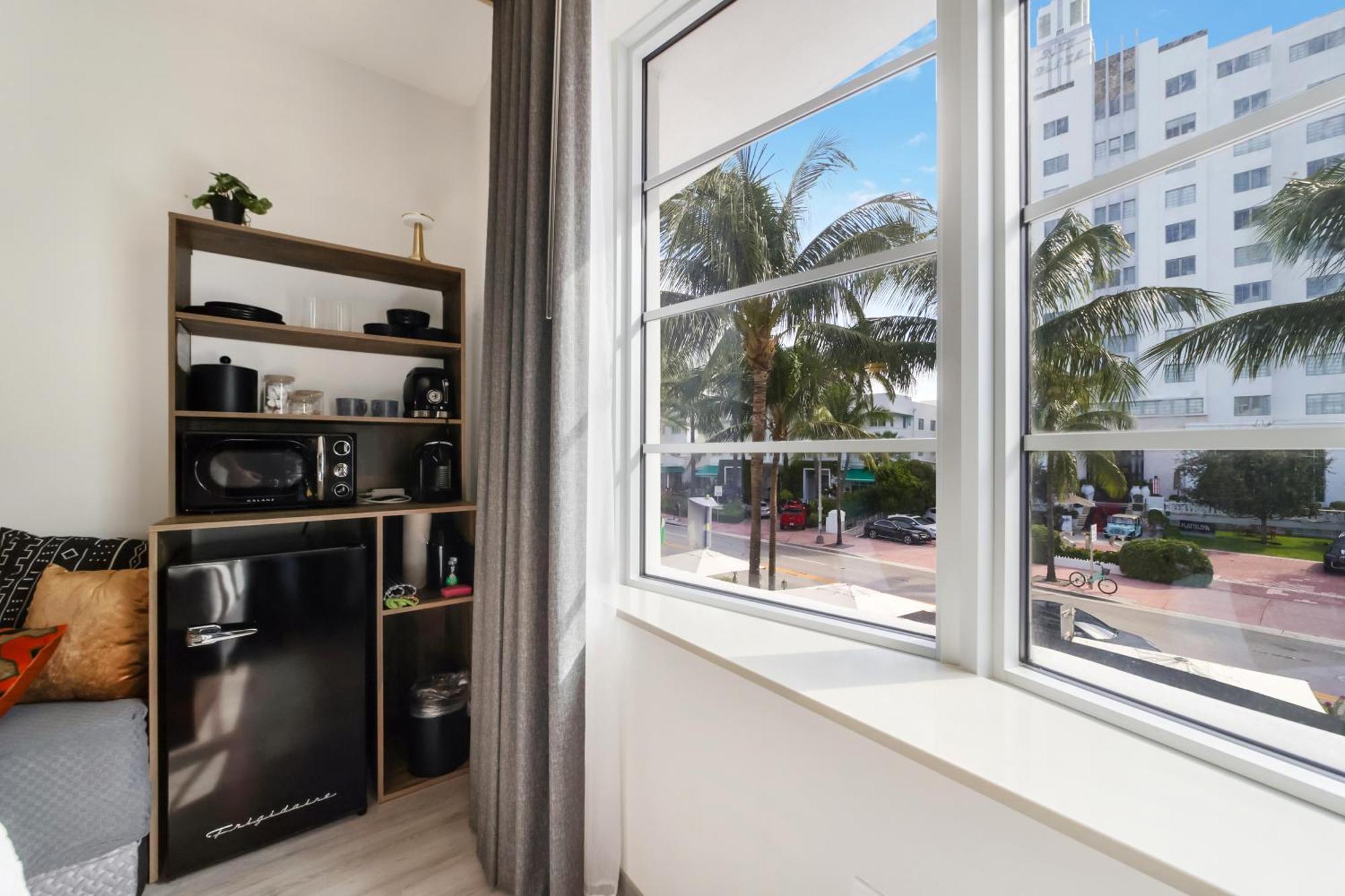 Claremont Hotel Miami Beach Eksteriør bilde